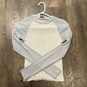 brandy melville long sleeve cotton tee ♡